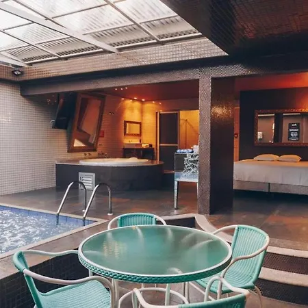 Champagne Motel By Drops Tubarao Exterior photo